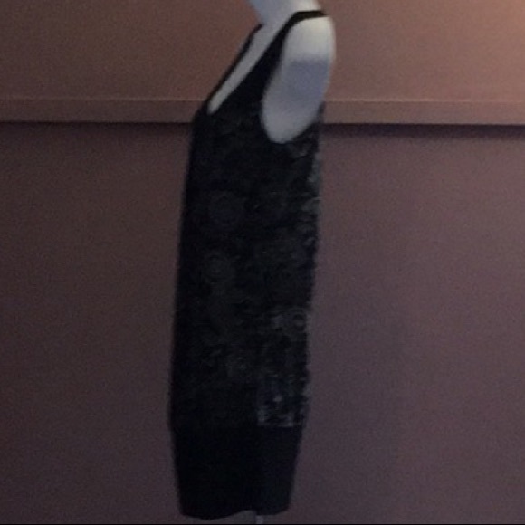 Tunic - Picture 2 of 3